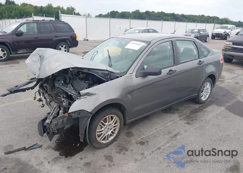 2010 Ford Focus Se z USA, uszkodzony, nr VIN 1FAHP3FN0AW218835